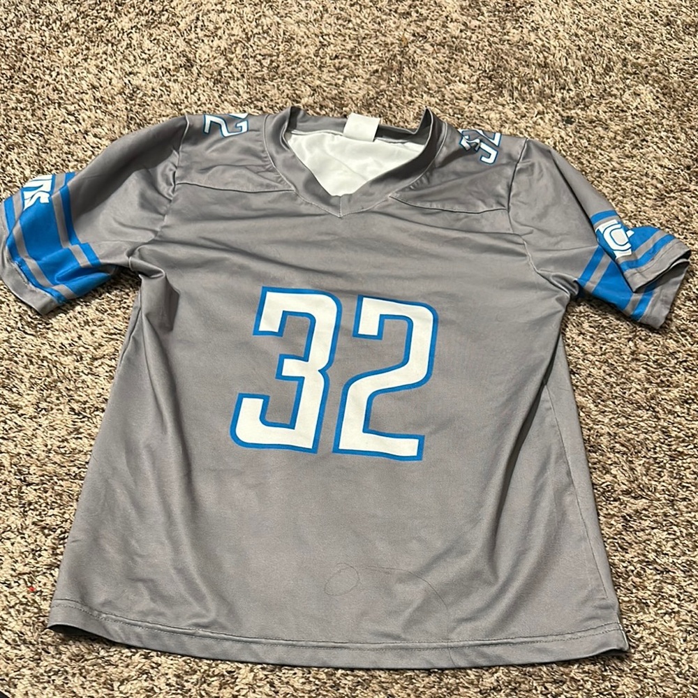 Gray and Blue Sports Jersey